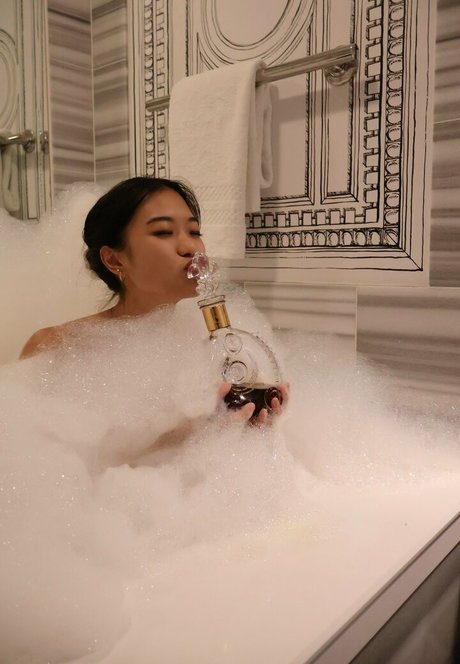 trio à gros seins onlyfans chaud en haute qualité photo