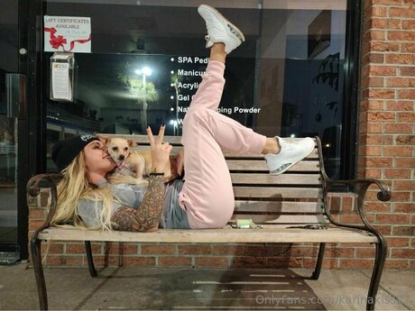 épouse pute onlyfans art haute définition image