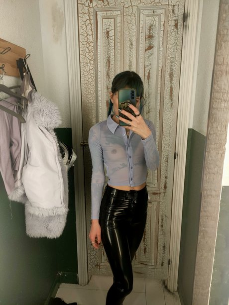 Discordia Suicide actrice nue images