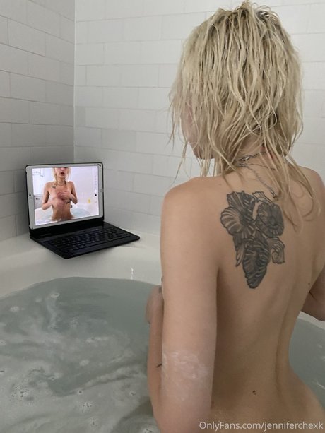 Sxpientia mannequin images