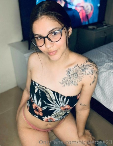 nicole ross 23 star du porno en haute qualité images