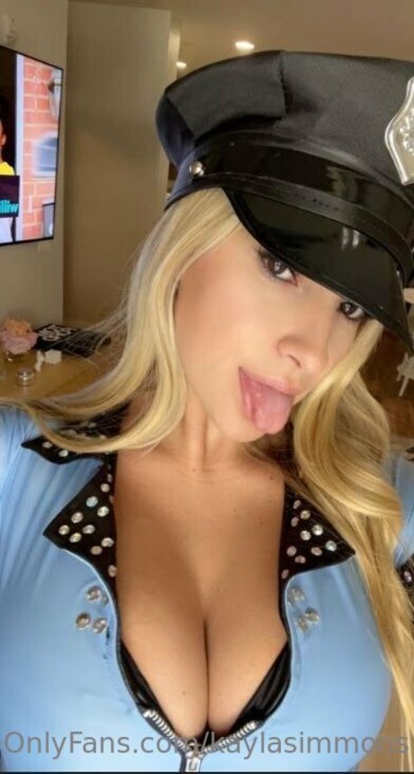 Kayla Simmons modèle xxx images