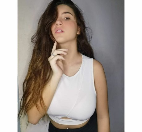 Eva Batista star du porno sympa archive