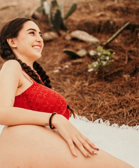 Eva Batista modèle de sexe archive