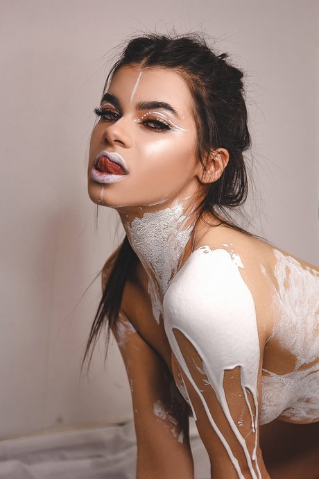 fans asiatiques maigres uniquement exclusif parfait image