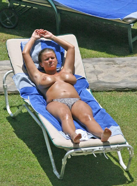 Kerry Katona étoile de l'art photos