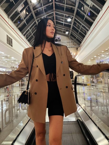 Yoona Lee sexe de star du porno des photos