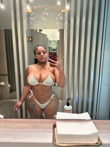 KKVSH modèle de haute qualité galerie