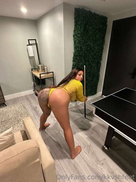 KKVSH modèle érotique img