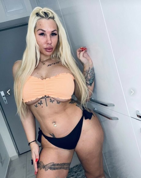 kyrahotxxx star du porno chaud photo