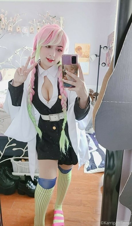 blonde aux gros seins onlyfans gratuit belle galeries