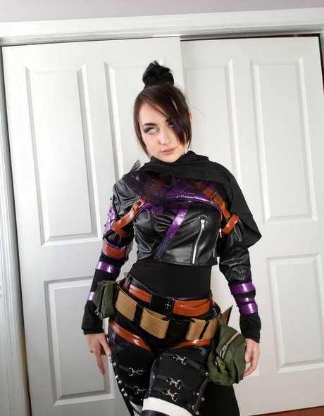 Karrigan Taylor star du porno de haute qualité des photos