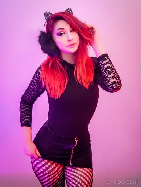 Byndo Gehk étoile xxx image