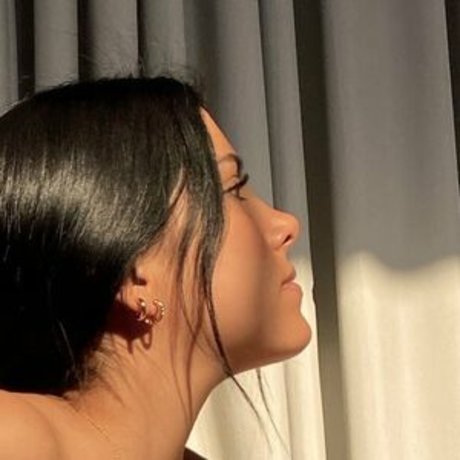 Majo Spinola modèle hd photo