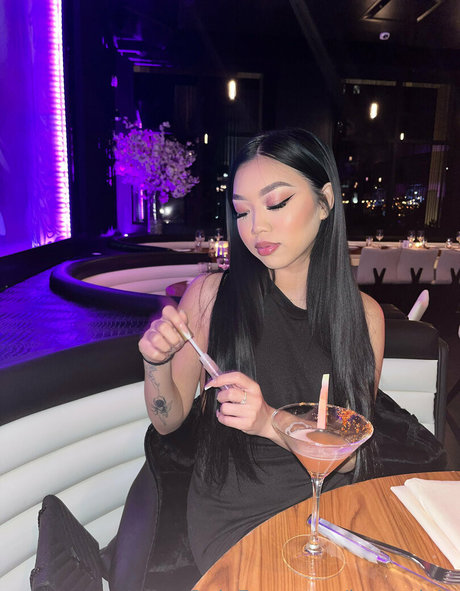 karmak4y modèle chaud photos