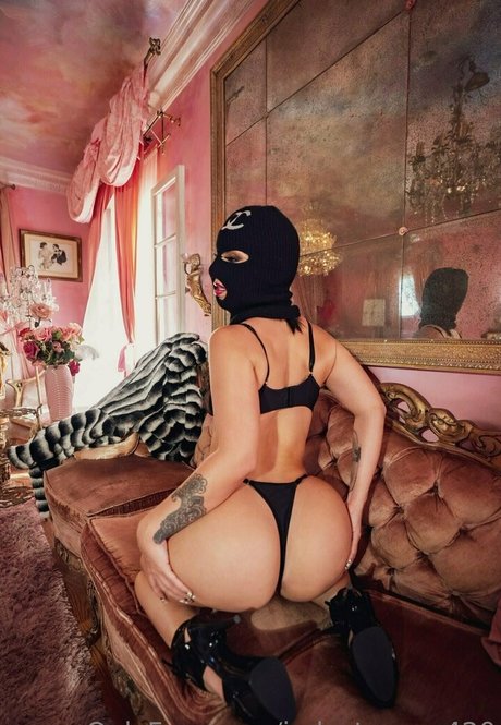 jolie ébène onlyfans exclusif chaud image