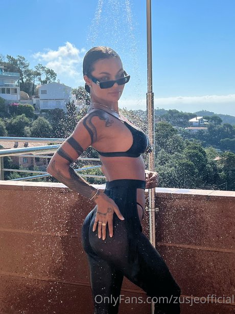 modèles uniquementfans chaud de haute qualité des photos