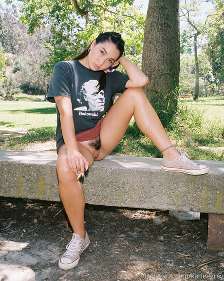 solo courbé uniquementfans haut gratuit collection