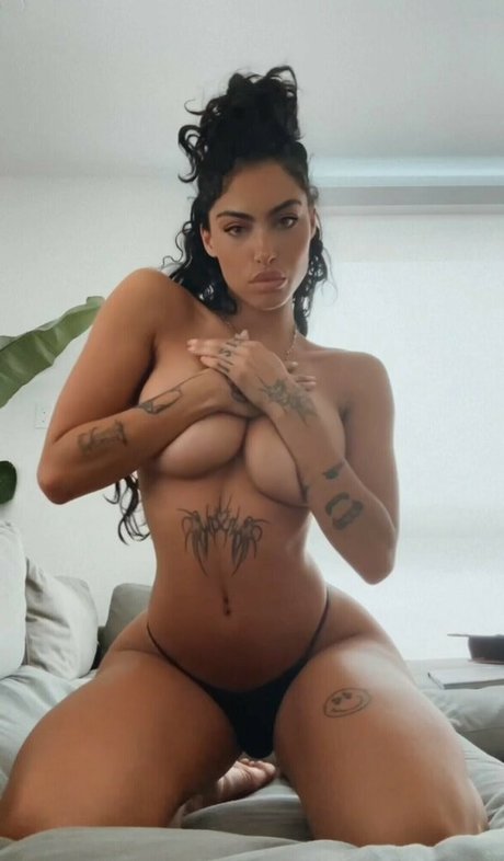 Undercover freak belle étoile image