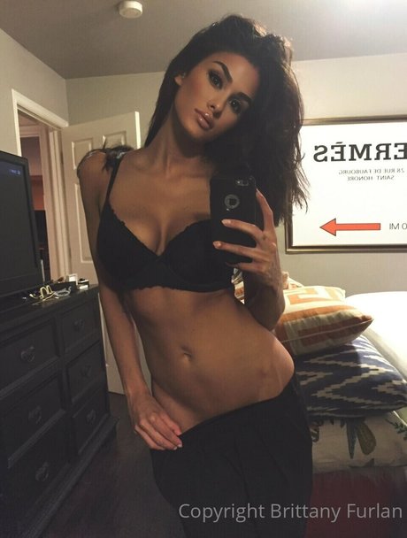 Brittany Furlan actrice chaude des photos