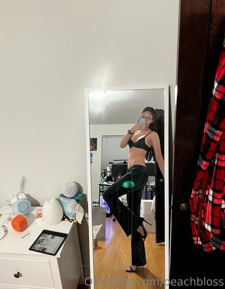 peachbloss actrice parfaite galeries