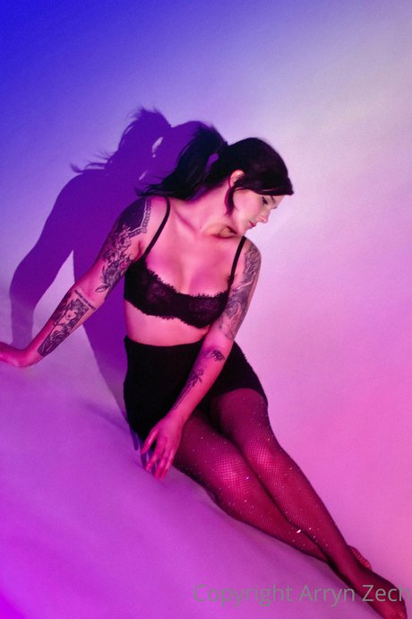 yoga sensuel onlyfans art images