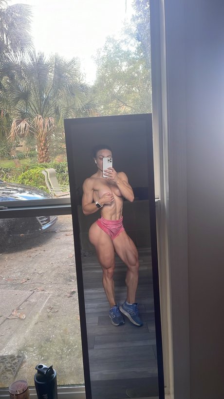 Sunny Andrews actrice porno image