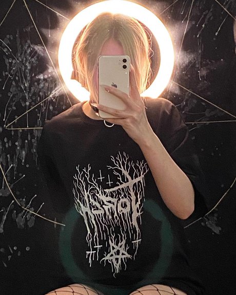 Allotropp modèle sexy photo