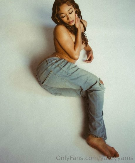 adorer onlyfans haut hd photos