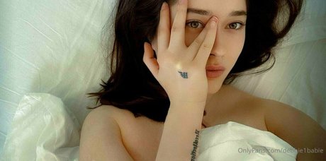 visage blond uniquementfans xxx pornographique collection