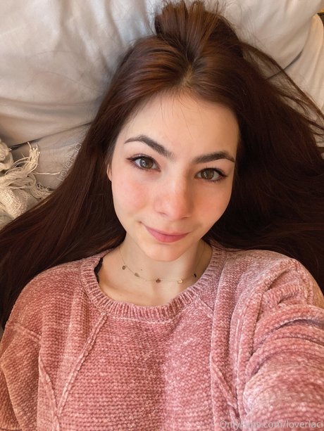 tatouages ​​blonds onlyfans haut photo