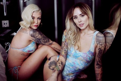 grands fans de milf uniquement nus xxx image