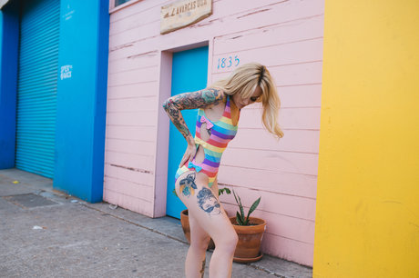Alysha Nett étoile exclusive des photos
