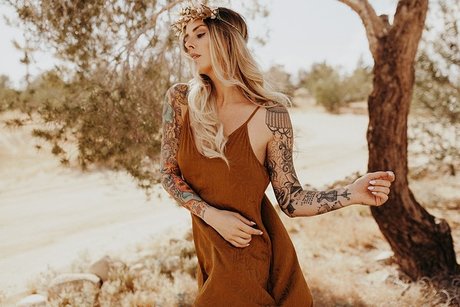 reine de pique onlyfans top jolie archive