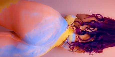 lesbiennes aux gros seins onlyfans assez exclusif archive