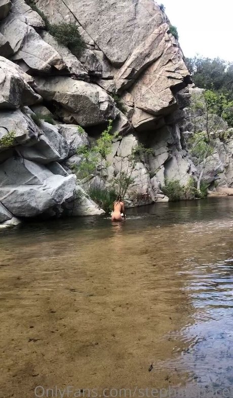 Steph in Space_ modèle de sexe archive