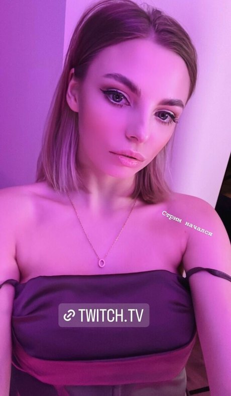 busya18plus modèle artistique galerie