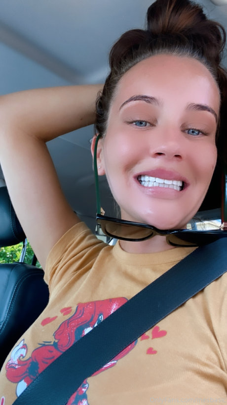 visage onlyfans sexy belle galeries