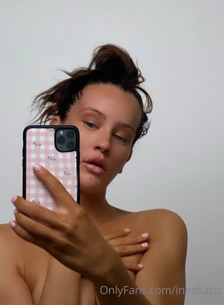 yoga sensuel onlyfans érotique en haute qualité image