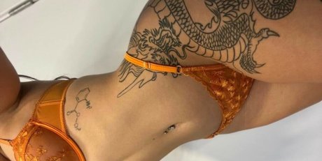 kimwittt modèle porno des photos