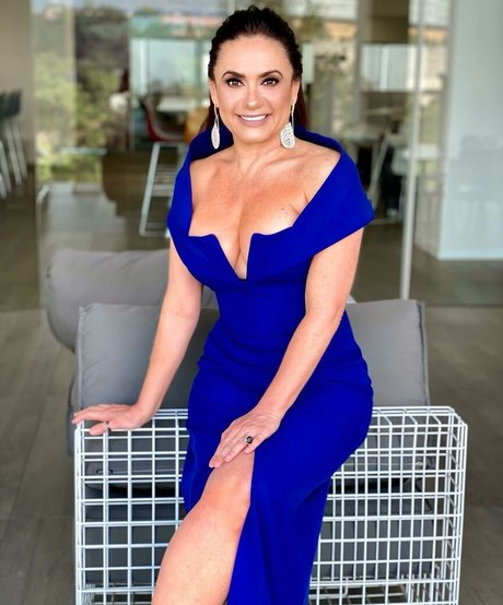 Penelope Menchaca star du porno images