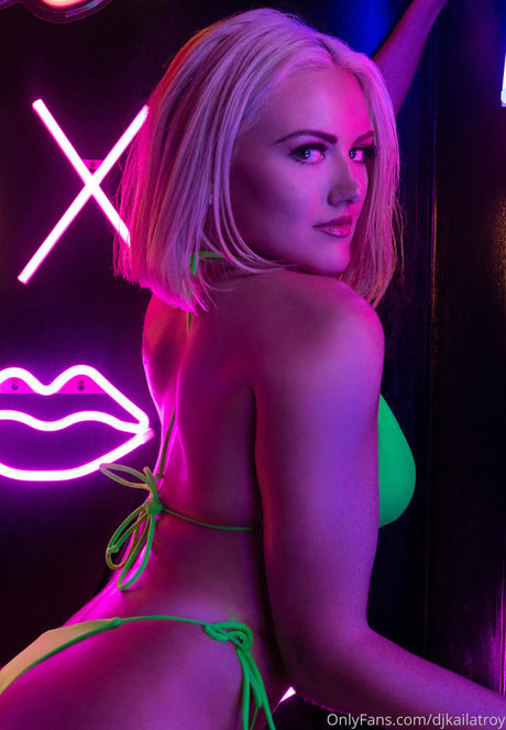 Djkailatroy étoile xxx archive