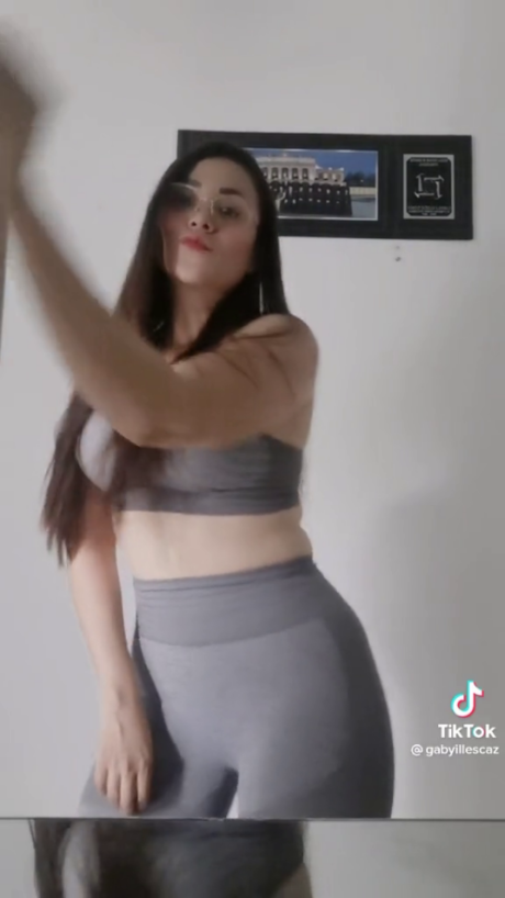 Gaby Illescas modèle meilleur img