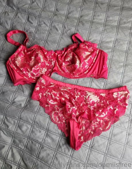 domiisfree modèle joli img