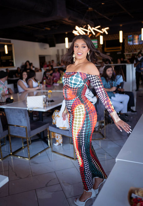 Bria ASMR haut de star du porno galeries