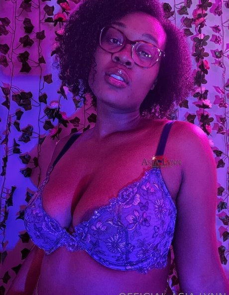 blonde naine onlyfans xxx magnifique galeries