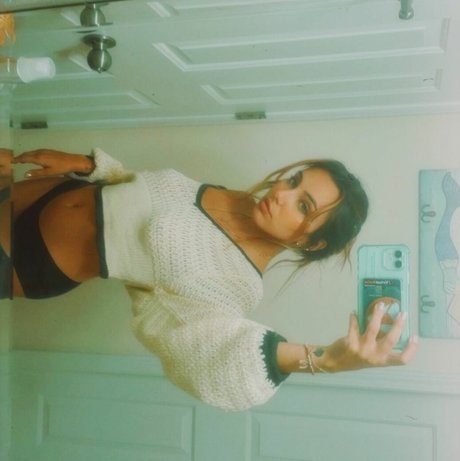 Jessica Ricca art de star du porno photos