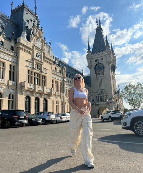 blonde en forme onlyfans pornographique xxx img