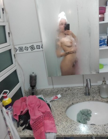 Liz Oliver nus star du porno photo