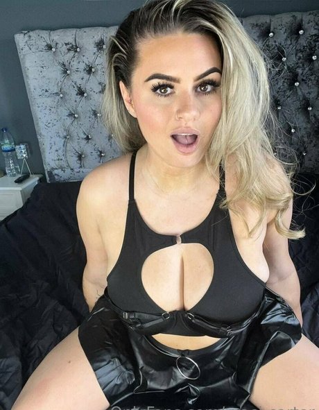 visage blond uniquementfans xxx sexy galeries